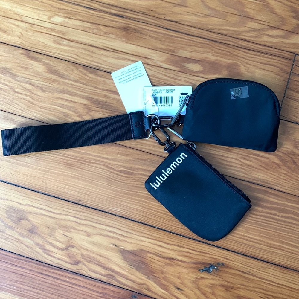 Lululemon wallet